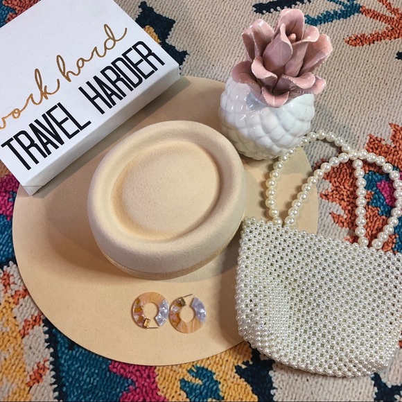 NEW ‘Marbella’ Earrings - Picture 3 of 8